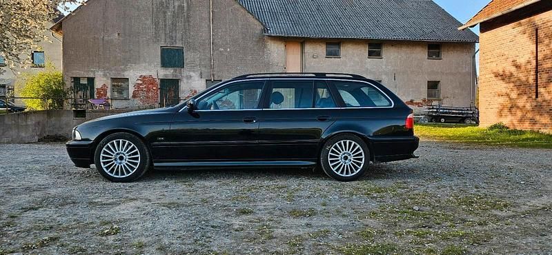 Usata BMW 530 231 CV (169 kW) 2000 Nero Station wagon