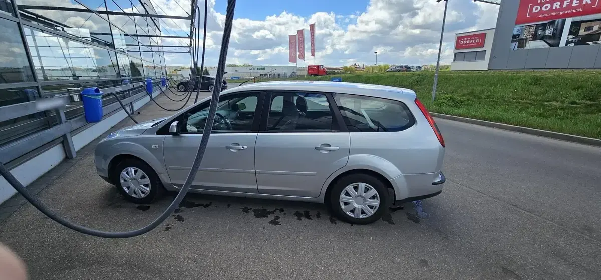 Second-hand Ford Focus 100 CP (73 kW) 2007 Argintiu Hatchback