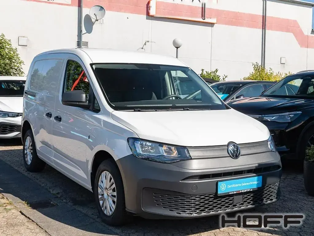 Gebraucht VW Caddy 75 PS (55 kW) 2022 Weiß Van / Kleinbus