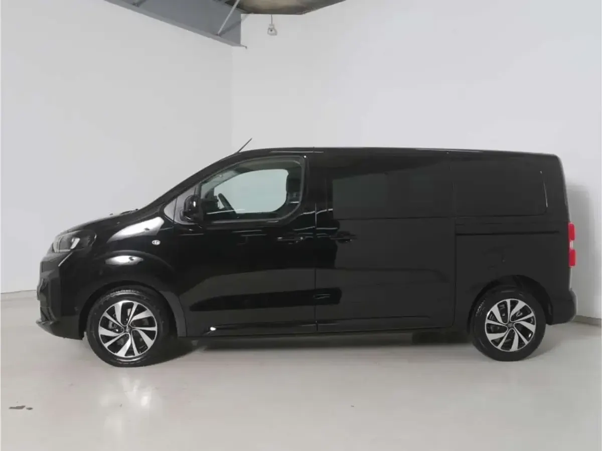 Gebraucht Fiat Ulysse 179 PS (131 kW) 2025 Cinema schwarz Van / Kleinbus
