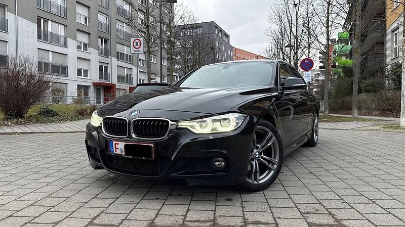 Gebraucht BMW 330e iPerformance 184 PS (135 kW) 2017 Schwarz Limousine