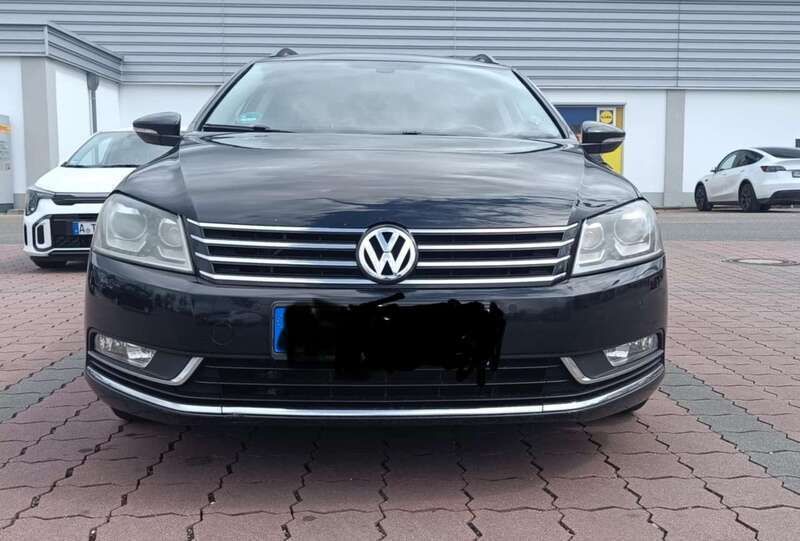 Gebraucht 2011 VW Passat Trendline Kombi | 8.000 € (Etwas zu teuer) - Bild 1/4