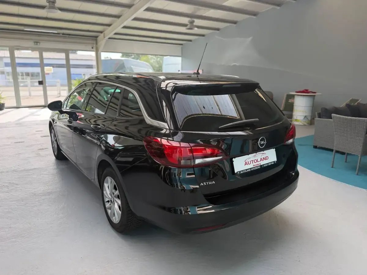 Gebraucht Opel Astra Elegance 131 PS (96 kW) 2021 Schwarz Kombi