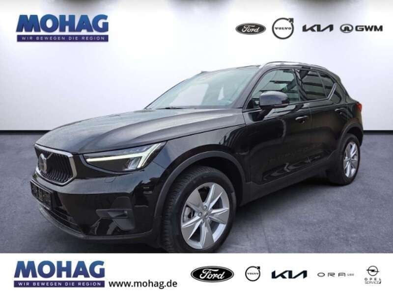 Schwarz Gebraucht 2024 Volvo XC40 Core SUV | 34.490 € (Superpreis) - Bild 1/4