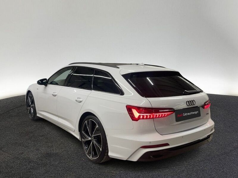 Gebraucht Audi A6 S-Line 204 PS (150 kW) 2024 Gletscherweiß metallic Kombi