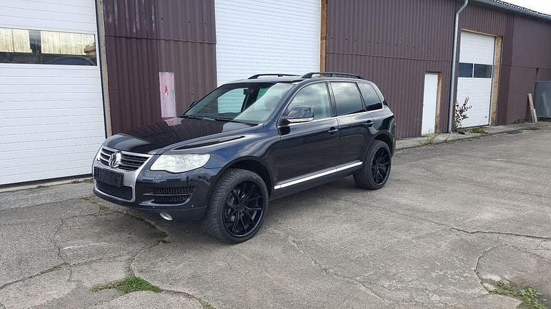 Schwarz Gebraucht 2007 VW Touareg Individual SUV | 7.490 € (Teuer) - Bild 1/4