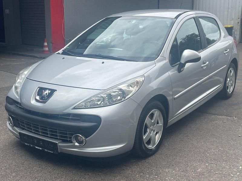 Grau Gebraucht 2008 Peugeot 207 Sport Kleinwagen | 4.750 € (Teuer) - Bild 1/4