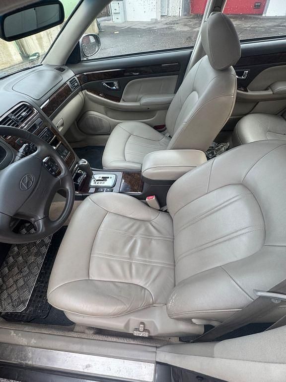 Gebraucht Hyundai XG 190 PS (139 kW) 1999 Gold Limousine