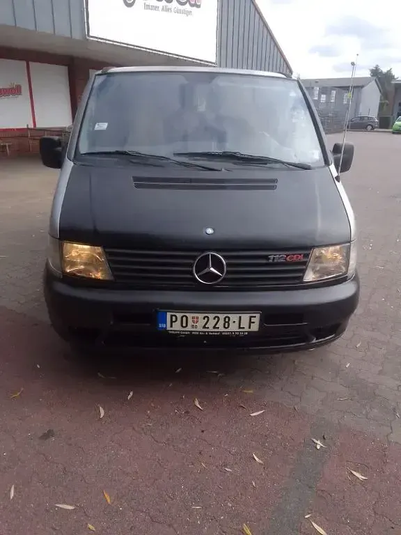 Gebraucht Mercedes Vito 136 PS (100 kW) 2002 Silber Van