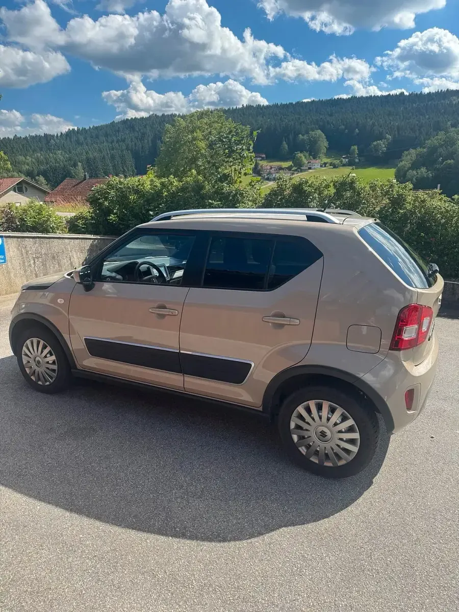 Gebraucht Suzuki Ignis 83 PS (61 kW) 2021 Beige SUV