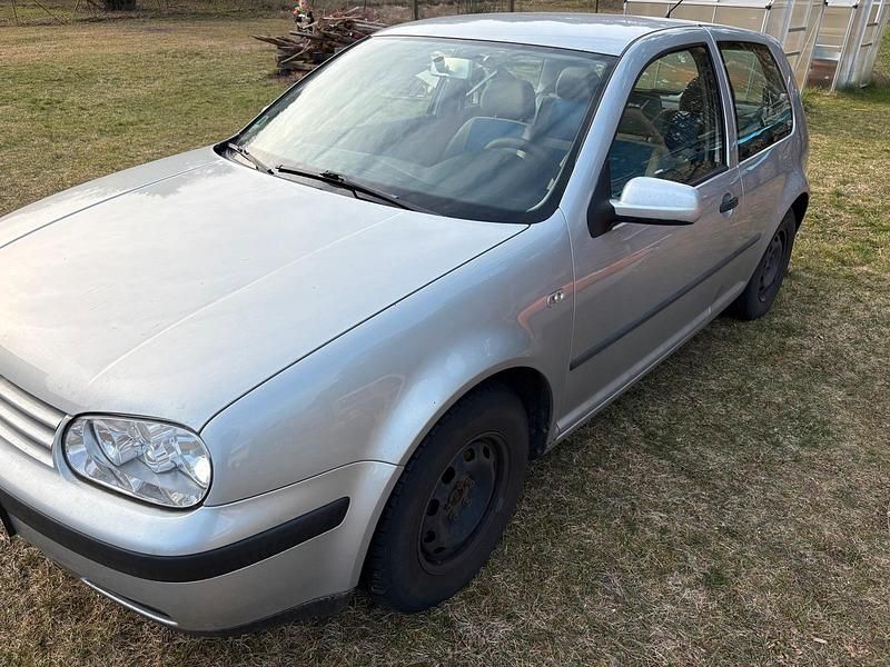 Gebraucht VW Golf IV 75 PS (55 kW) 2001 Silber Limousine