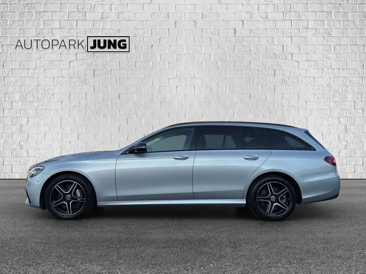 Gebraucht Mercedes E300 AMG 194 PS (142 kW) 2022 Silber Limousine