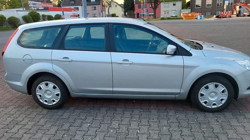 Usata Ford Focus 109 CV (80 kW) 2009 Argento Station wagon