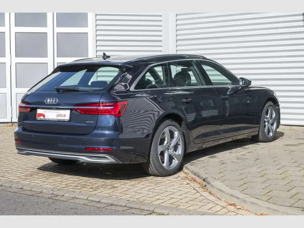 Gebraucht Audi A6 Advanced Plus 265 PS (194 kW) 2025 Blau Kombi
