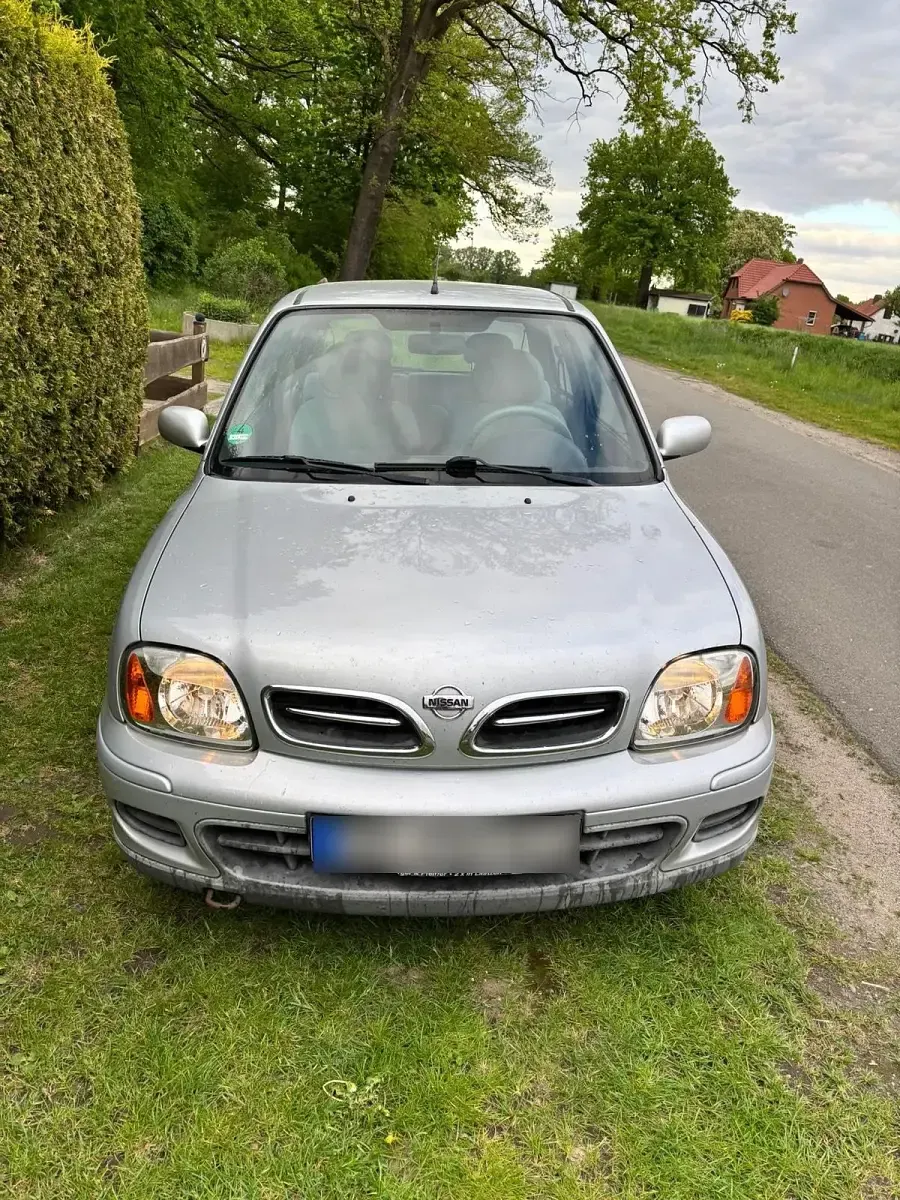 Gebraucht Nissan Micra 82 PS (60 kW) 2002 Silber Kleinwagen