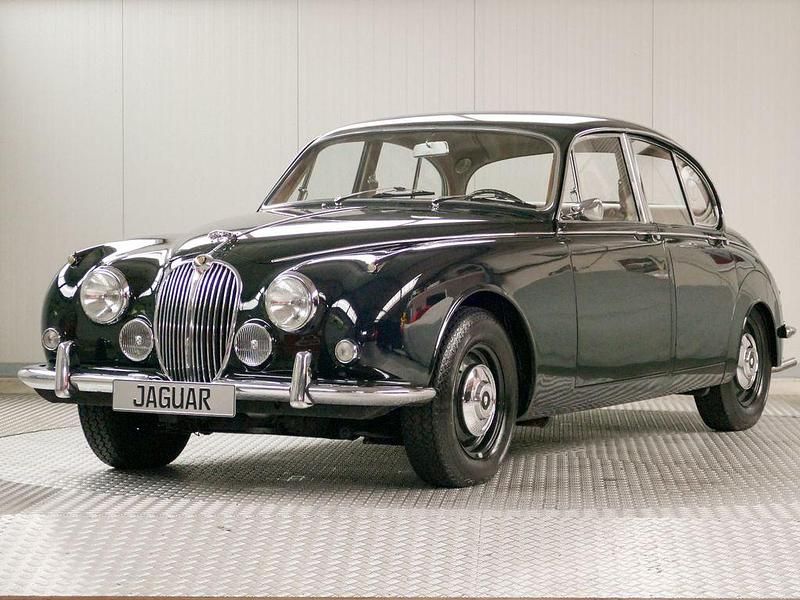 Blau Gebraucht 1968 Jaguar MK II Limousine | 27.950 € - Bild 1/4