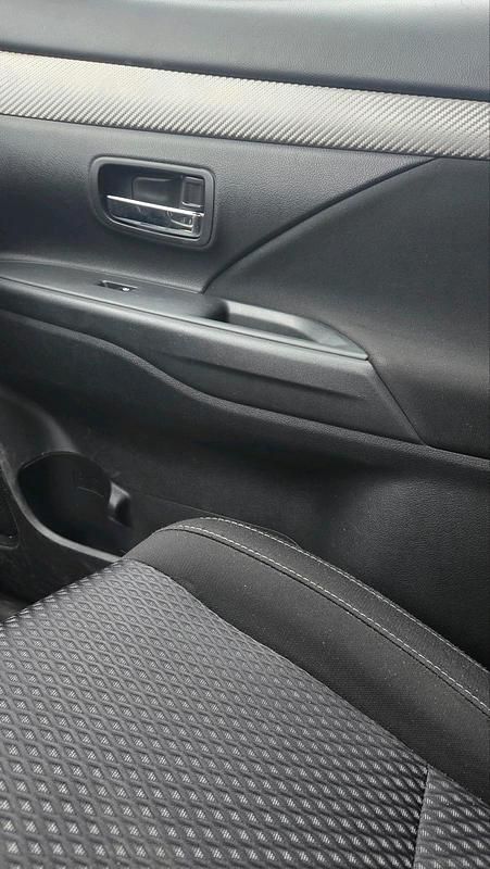 Gebraucht Mitsubishi Outlander 150 PS (110 kW) 2017 Schwarz SUV