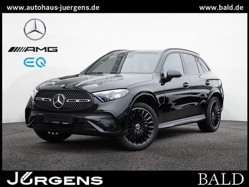 Schwarz black Gebraucht 2024 Mercedes GLC300 AMG SUV | 63.490 € (Teuer) - Bild 1/4