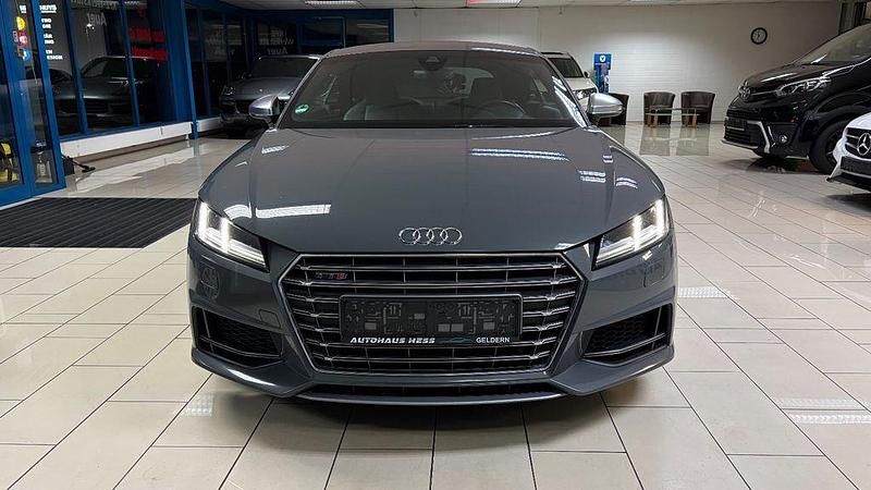 Gebraucht Audi TTS Sport 310 PS (228 kW) 2016 Grau Coupé