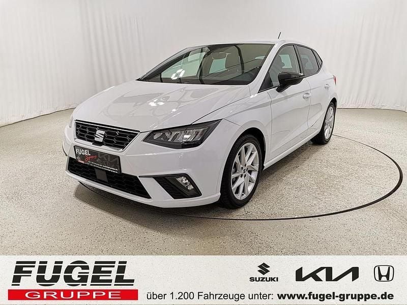 Weiß Gebraucht 2024 Seat Ibiza FR Limousine | 15.899 € (Superpreis) - Bild 1/4