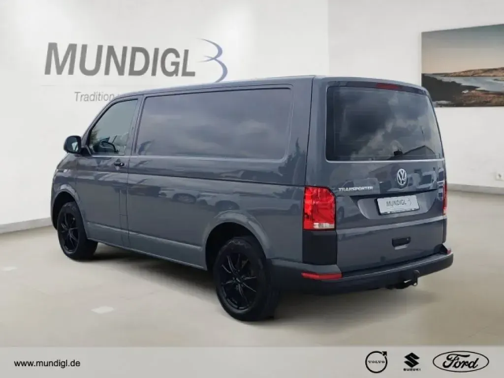 Gebraucht VW T6.1 204 PS (150 kW) 2021 Pure grey Van