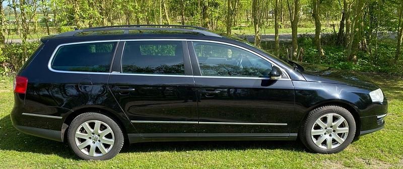 Schwarz Gebraucht 2009 VW Passat Comfortline Limousine | 2.950 € (Superpreis) - Bild 1/4