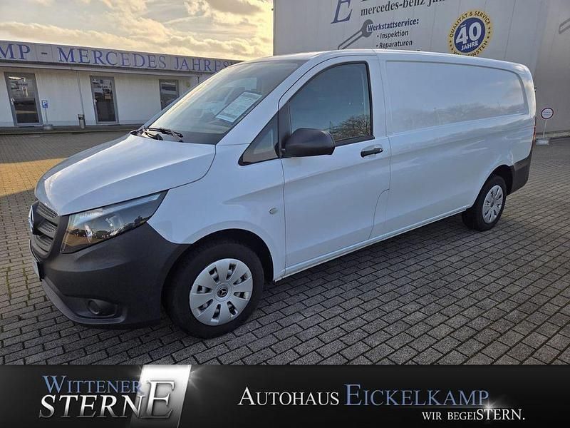 Arktikweiss Gebraucht 2020 Mercedes Vito Van | 21.301 € (Fairer Preis) - Bild 1/4