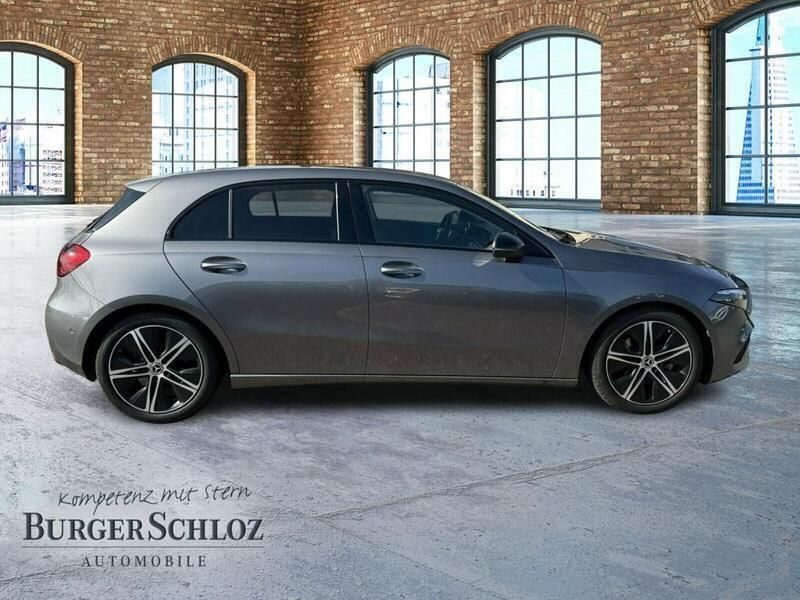 Gebraucht Mercedes A180 Progressive 136 PS (100 kW) 2024 Grau Kleinwagen