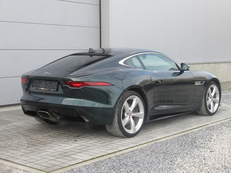 Gebraucht Jaguar F-Type R-Dynamic 300 PS (220 kW) 2023 Grün Coupé