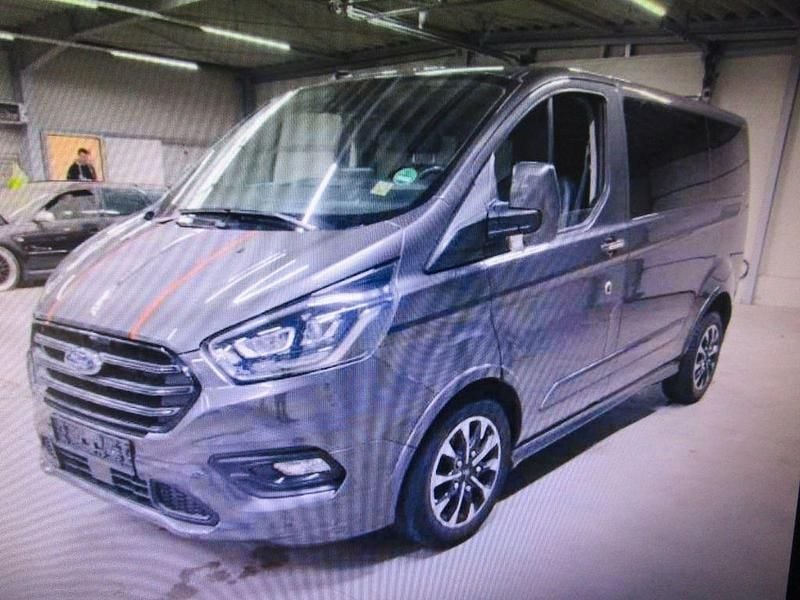 Grau Gebraucht 2021 Ford Tourneo Custom Sport Van | 31.990 € (Superpreis) - Bild 1/4
