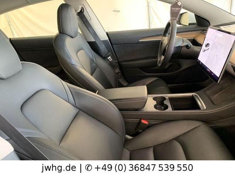 Gebraucht Tesla Model 3 Standard Range 239 kW (325 PS) 2021 Weiß Limousine