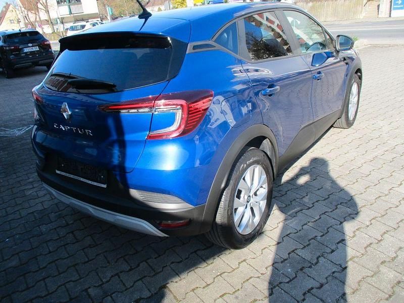 Gebraucht Renault Captur Zen 91 PS (66 kW) 2022 Blau SUV
