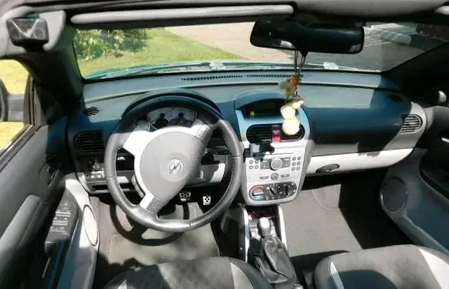 Gebraucht Opel Tigra 125 PS (91 kW) 2008 Cabrio