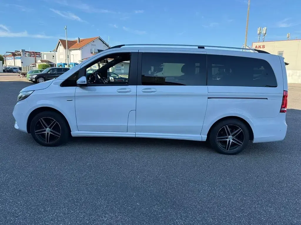 Gebraucht Mercedes 250 Edition 190 PS (139 kW) 2016 Weiß Van / Kleinbus