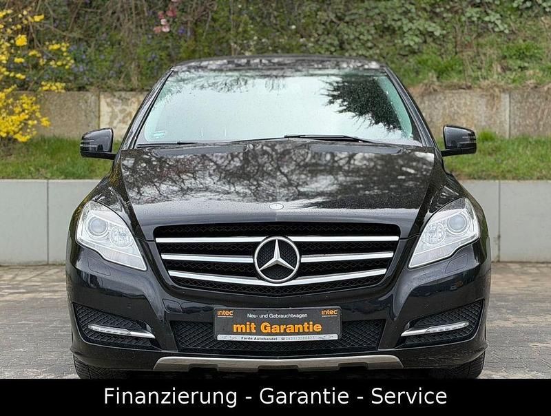 Gebraucht Mercedes R300 190 PS (139 kW) 2012 Schwarz Van / Kleinbus