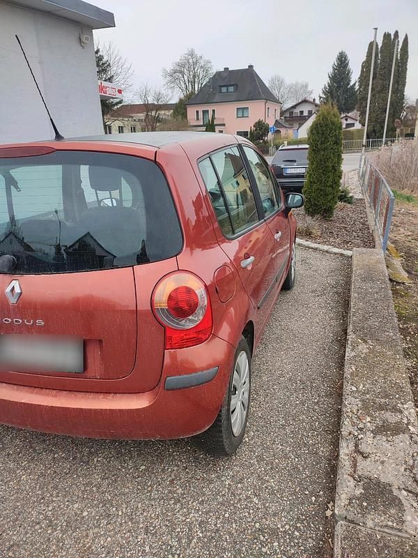 Gebraucht Renault Modus 88 PS (64 kW) 2004 Rot Van / Kleinbus