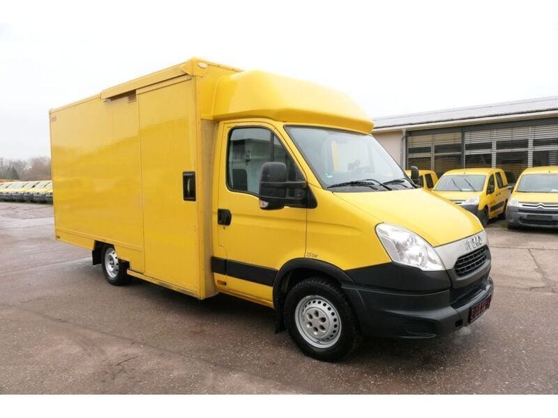 Gebraucht Iveco Daily 106 PS (77 kW) 2012 Gelb (metallic) Van