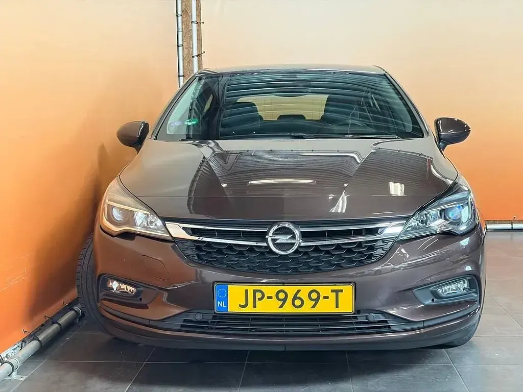 Gebraucht Opel Astra Innovation 150 PS (110 kW) 2016 Braun Limousine