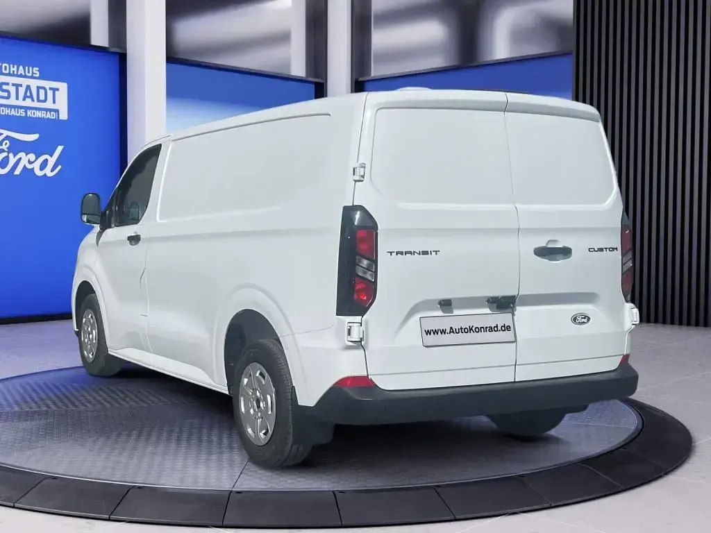 Uusi Ford Transit Custom Trend 136 HP (100 kW) 2026 Valkoinen Nouto