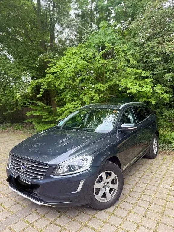Usata Volvo XC60 Summum 190 CV (139 kW) 2017 Grigio SUV