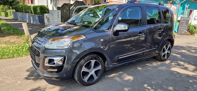 Grau Gebraucht 2016 Citroën C3 Picasso SELECTION Van / Kleinbus | 5.800 € (Fairer Preis) - Bild 1/4
