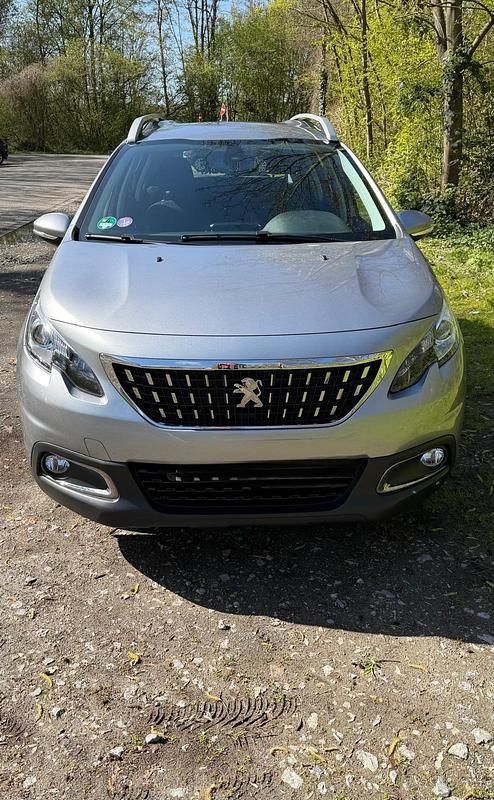 Second-hand Peugeot 2008 Active 83 CP (61 kW) 2019 Gri SUV