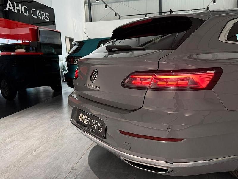 Gebraucht VW Arteon Elegance 200 PS (147 kW) 2022 Grau Limousine