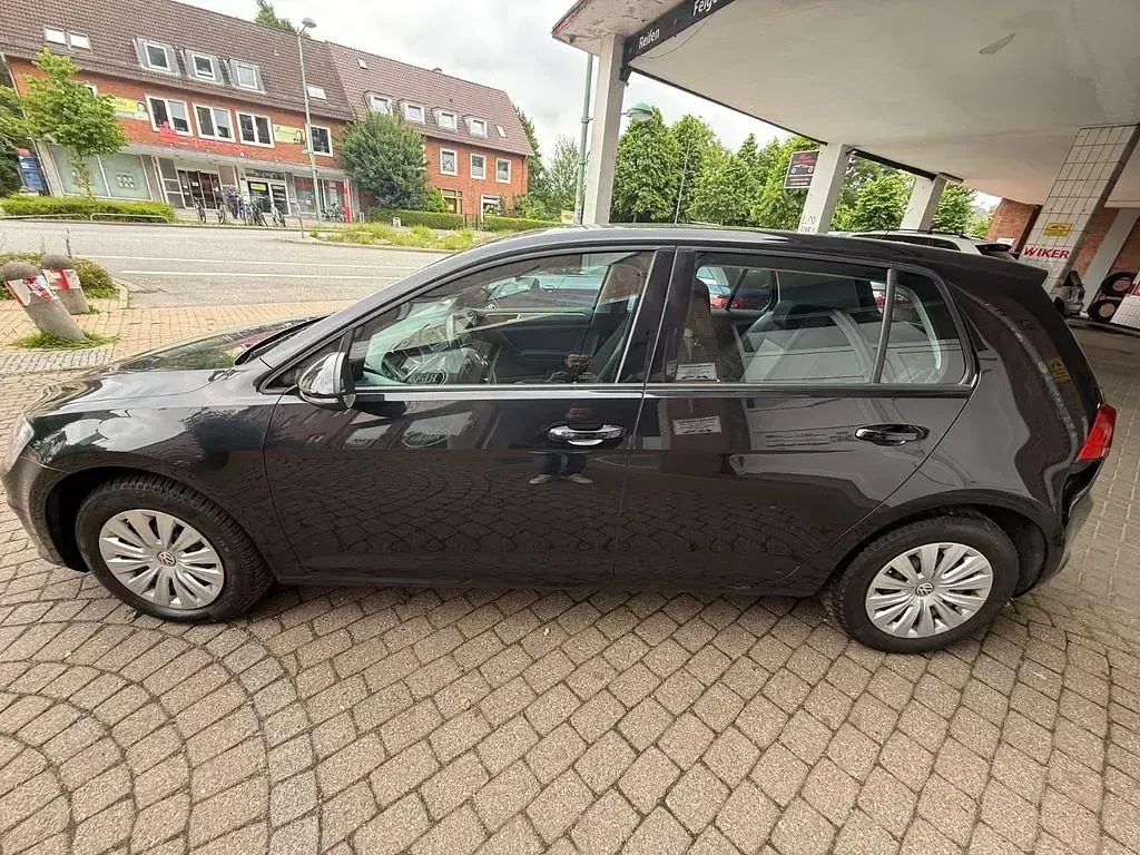 Gebraucht VW Golf VII Highline 140 PS (102 kW) 2014 Grau Limousine