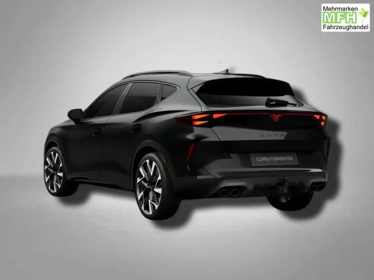 Neu Cupra Formentor VZ 333 PS (244 kW) 2026 Glacial weiß metallic SUV