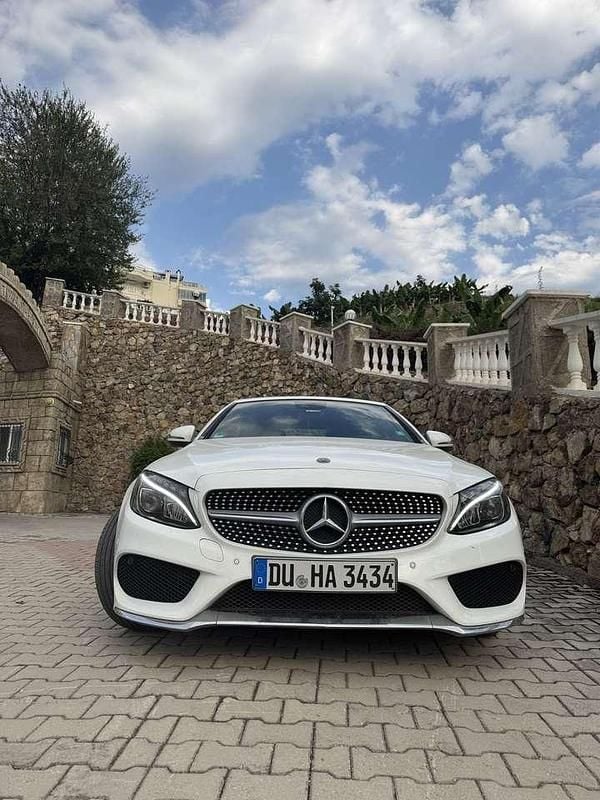 Gebraucht 2018 Mercedes C220 AMG line Cabrio | 25.500 € (Guter Preis) - Bild 1/4