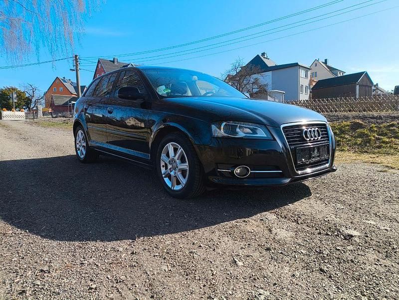 Gebraucht Audi A3 Sport 125 PS (91 kW) 2011 Schwarz Kleinwagen