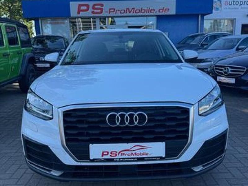 Gebraucht Audi Q2 Basis 150 PS (110 kW) 2017 Weiß SUV