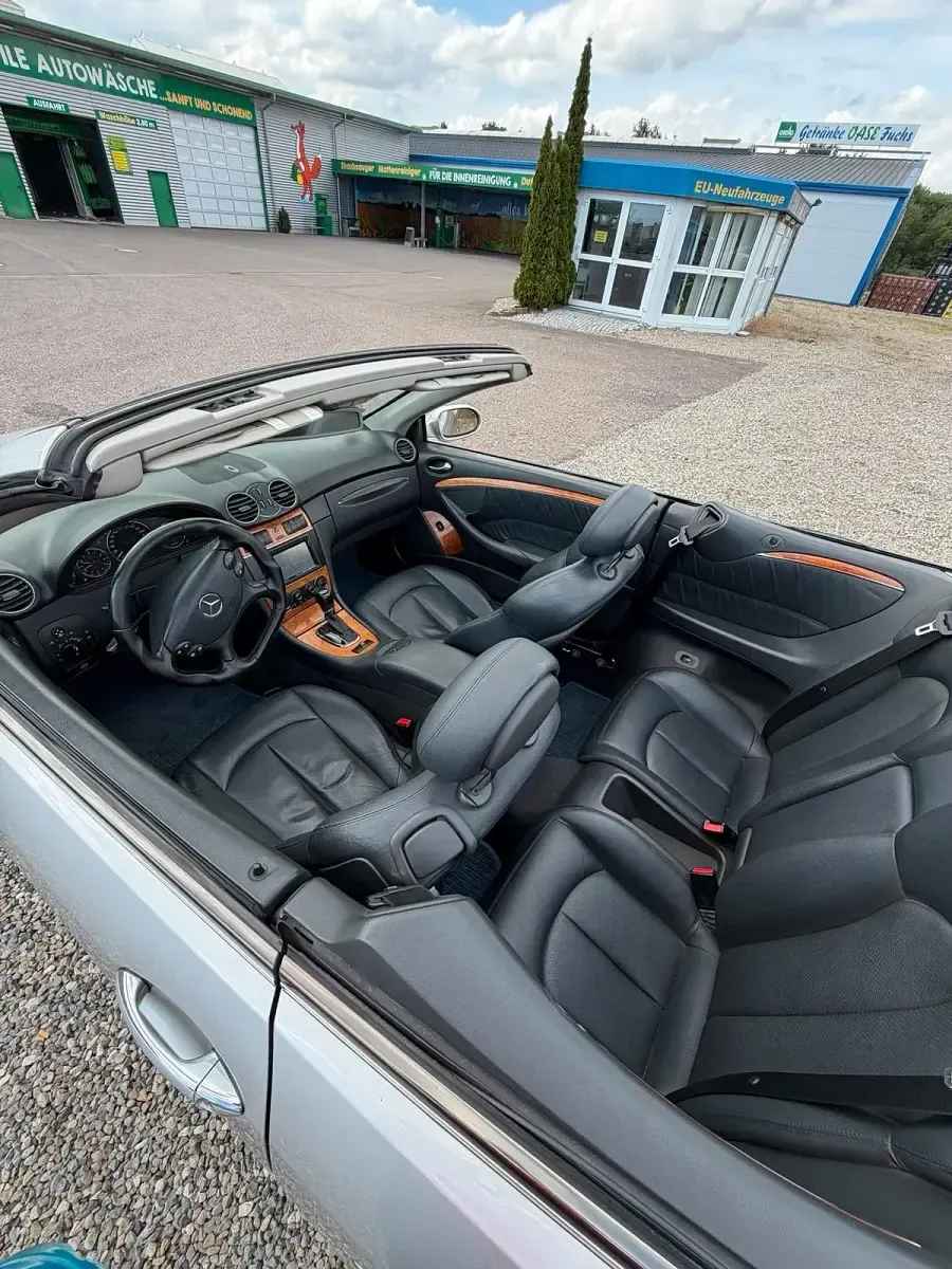 Gebraucht Mercedes CLK200 163 PS (119 kW) 2005 Silber Cabrio