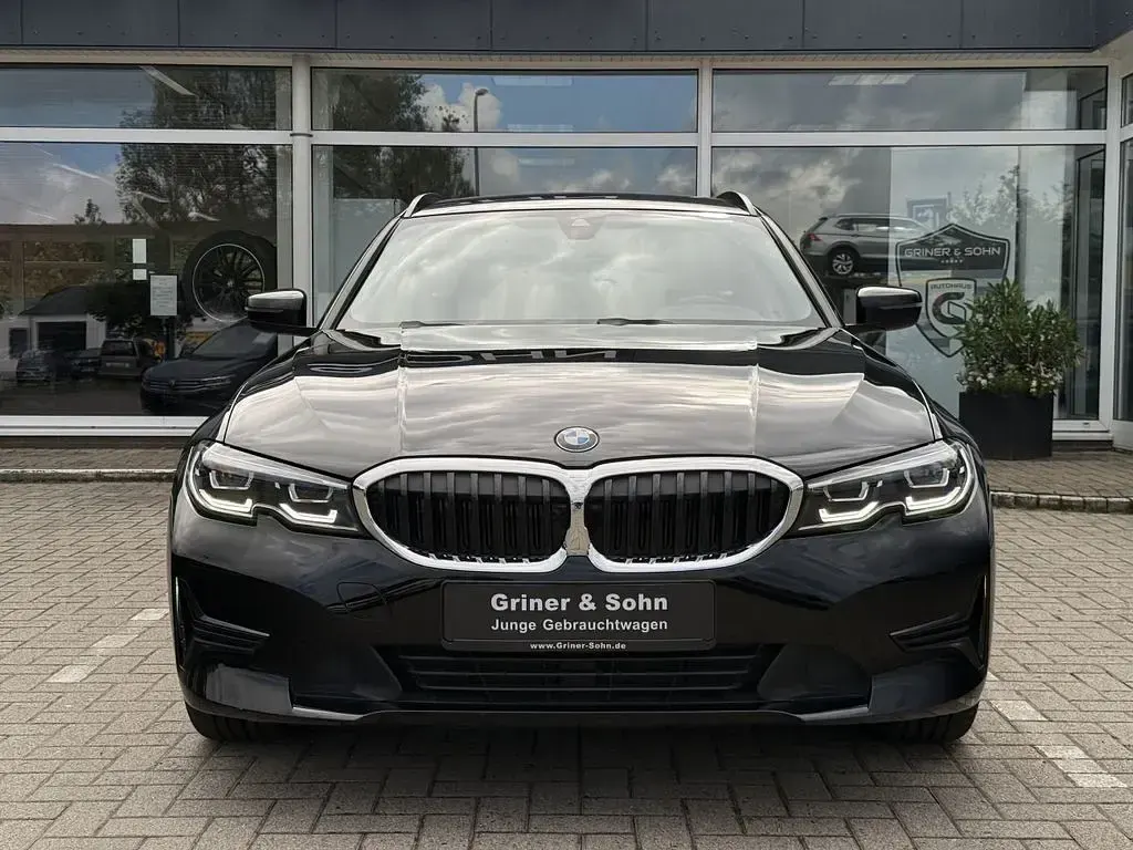 Gebraucht BMW 320 Performance 190 PS (139 kW) 2021 Schwarz Kombi